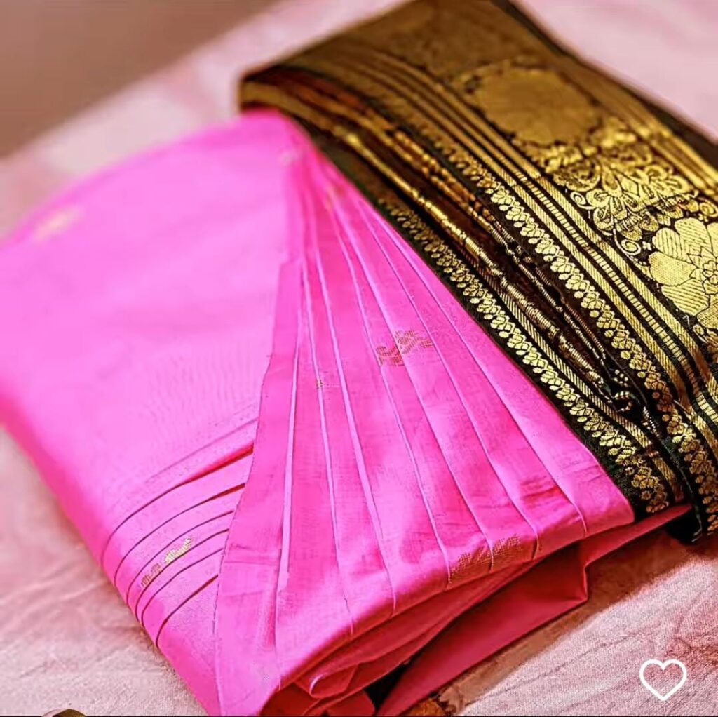 SAREE BOX FOLDING
